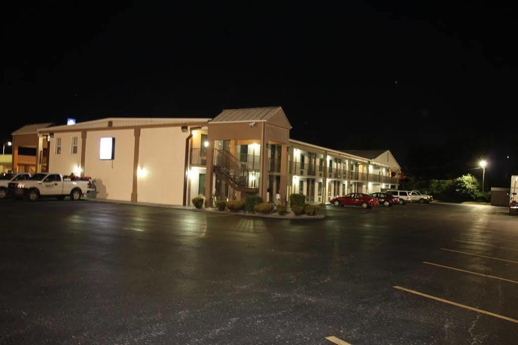 Shelbyville Inn - Shelbyville, Tn 37160 Екстериор снимка